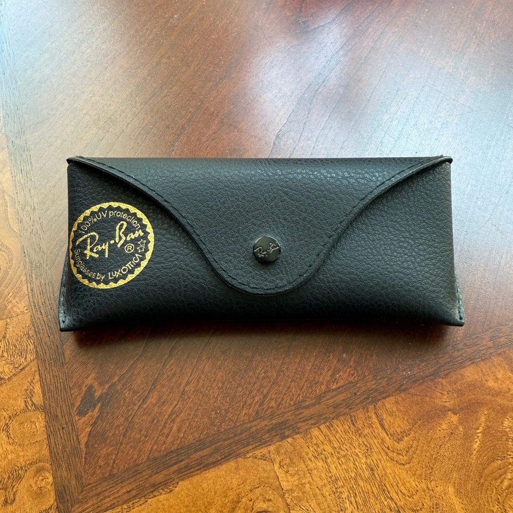 Ray-Ban Clubmaster Sunglasses - Picture 7 of 8